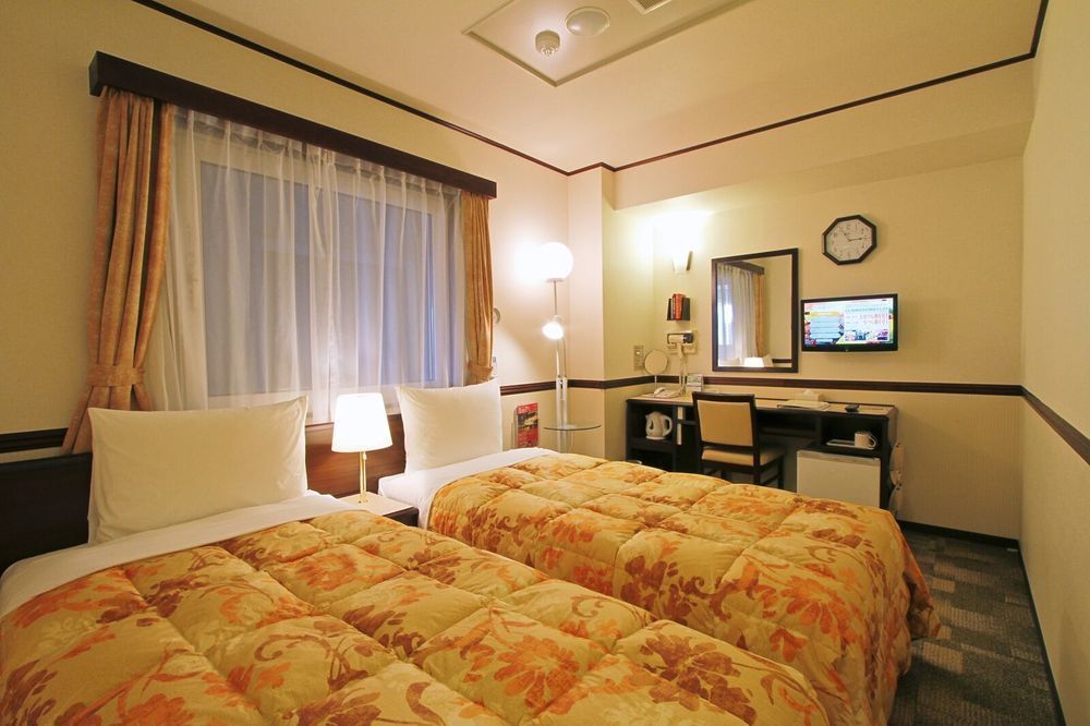 Toyoko Inn Osaka Namba Nippombashi Exterior photo