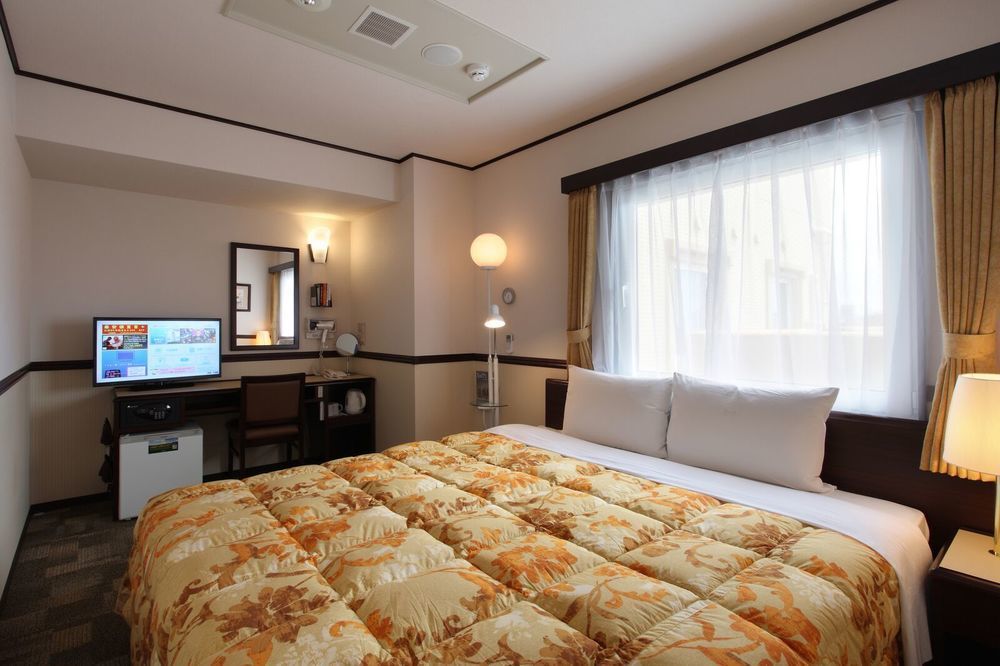Toyoko Inn Osaka Namba Nippombashi Exterior photo